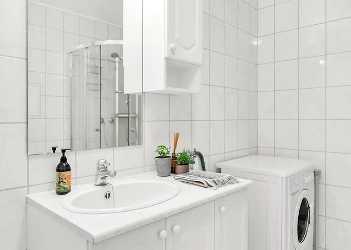 And Modern - Close To Everything 아파트